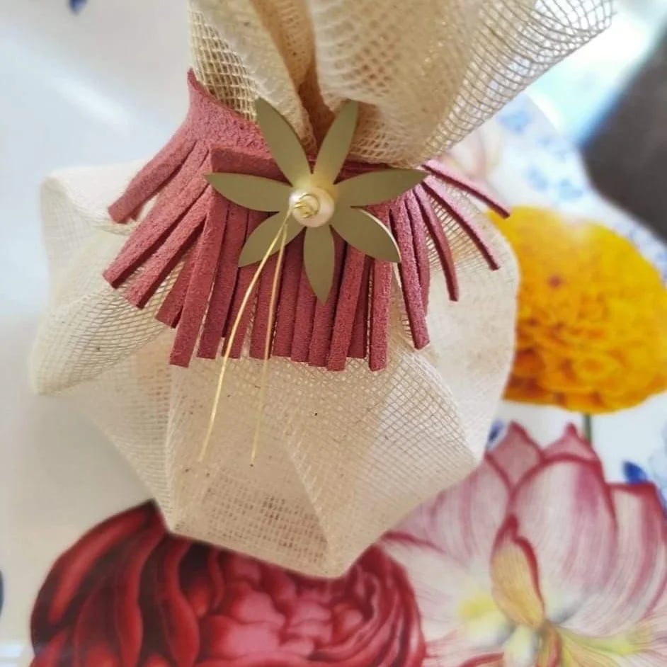 Ekubo μπομπονιέρες βάφτισης κορίτσι boho ροζ λινάτσα λουλουδι